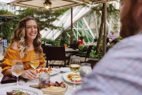 RCI Allure of the Seas Giovannis A.Hendel.jpg